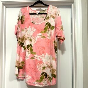 LuLaRoe 3XL Floral Pink Women's Morgan Top